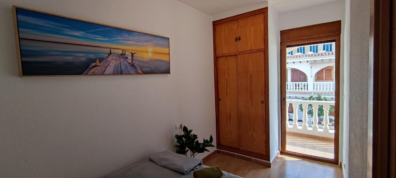 Beach Breeze Townhouse By The Beach Санта Пола Екстериор снимка