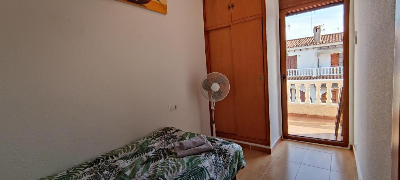 Beach Breeze Townhouse By The Beach Санта Пола Екстериор снимка